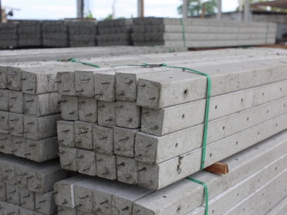 โรงงานเสารั้วอัดแรงสำเร็จรูปมาตรฐานโรงงาน